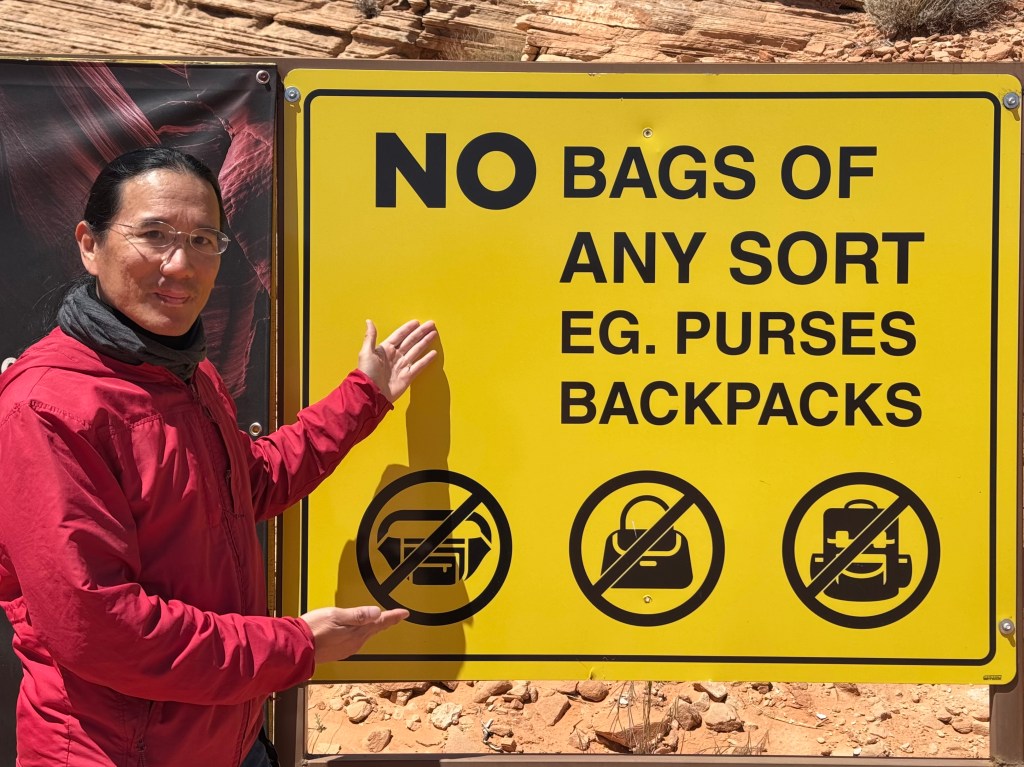 Catching the bus with seconds to spare thanks to having no&nbsp;luggage